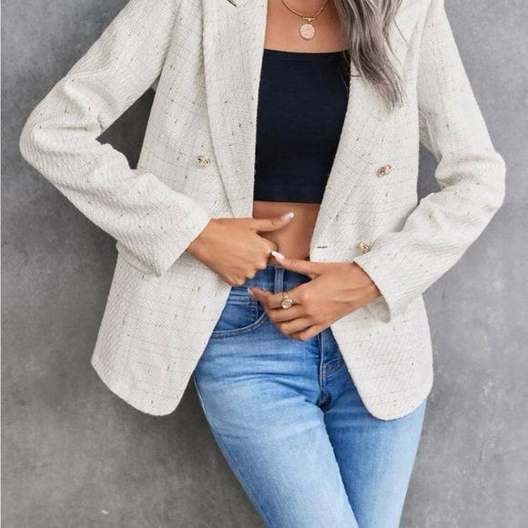 NWT SHEIN Cream Blazer Large - Picture 3 of 8